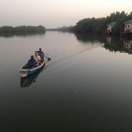 Bintang Bolong Lodge Ngoại thất bức ảnh