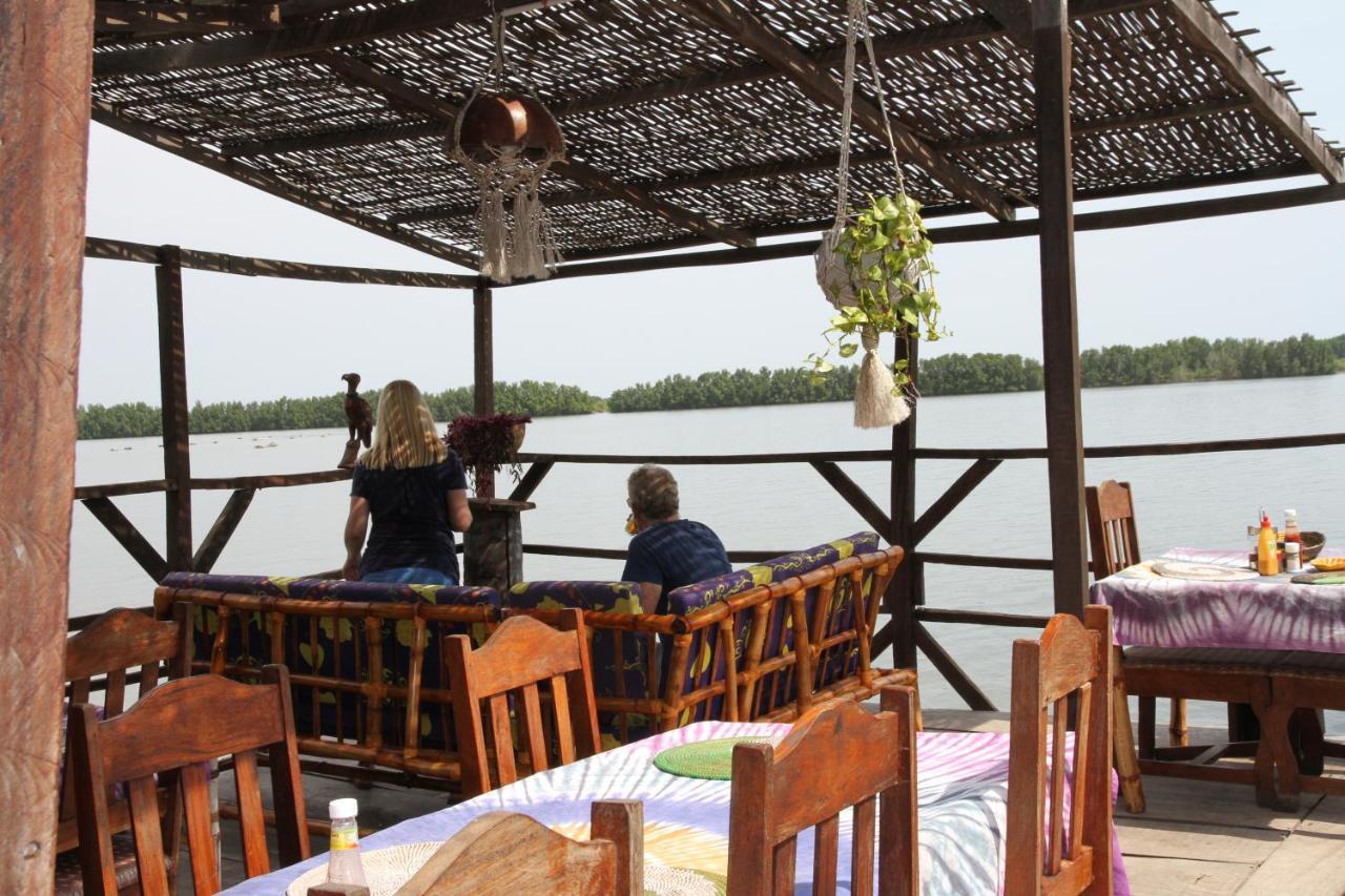 Bintang Bolong Lodge Ngoại thất bức ảnh