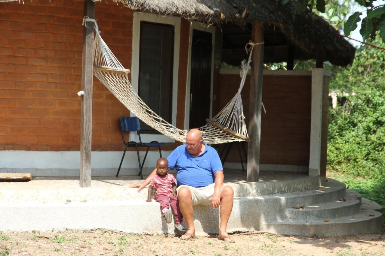 Bintang Bolong Lodge Ngoại thất bức ảnh