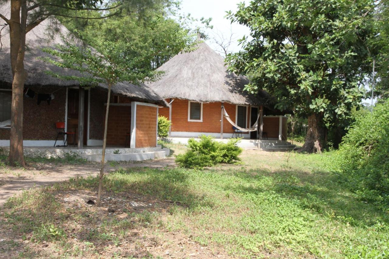 Bintang Bolong Lodge Ngoại thất bức ảnh