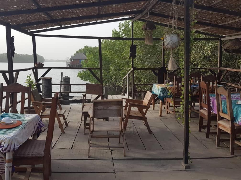 Bintang Bolong Lodge Ngoại thất bức ảnh