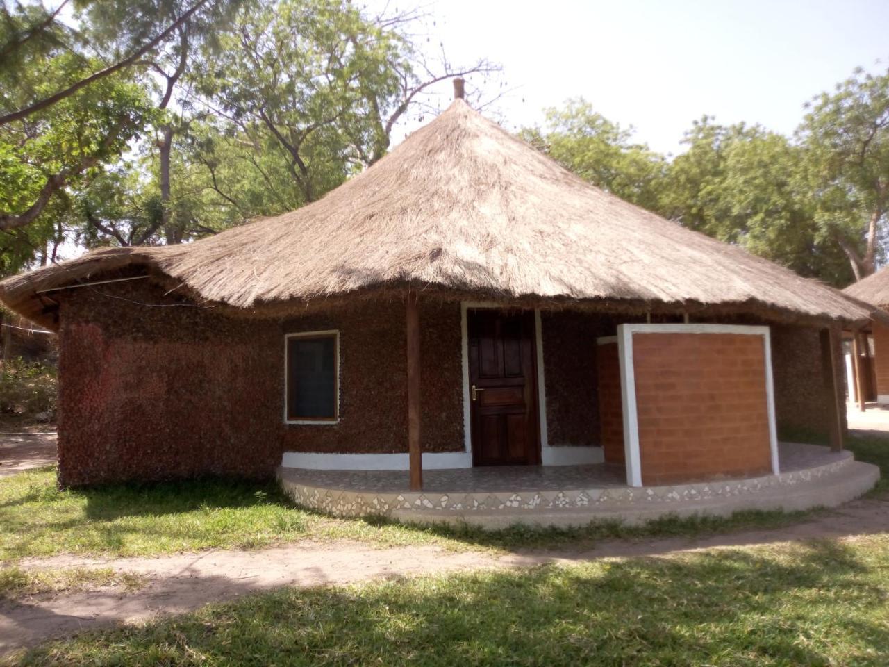 Bintang Bolong Lodge Ngoại thất bức ảnh
