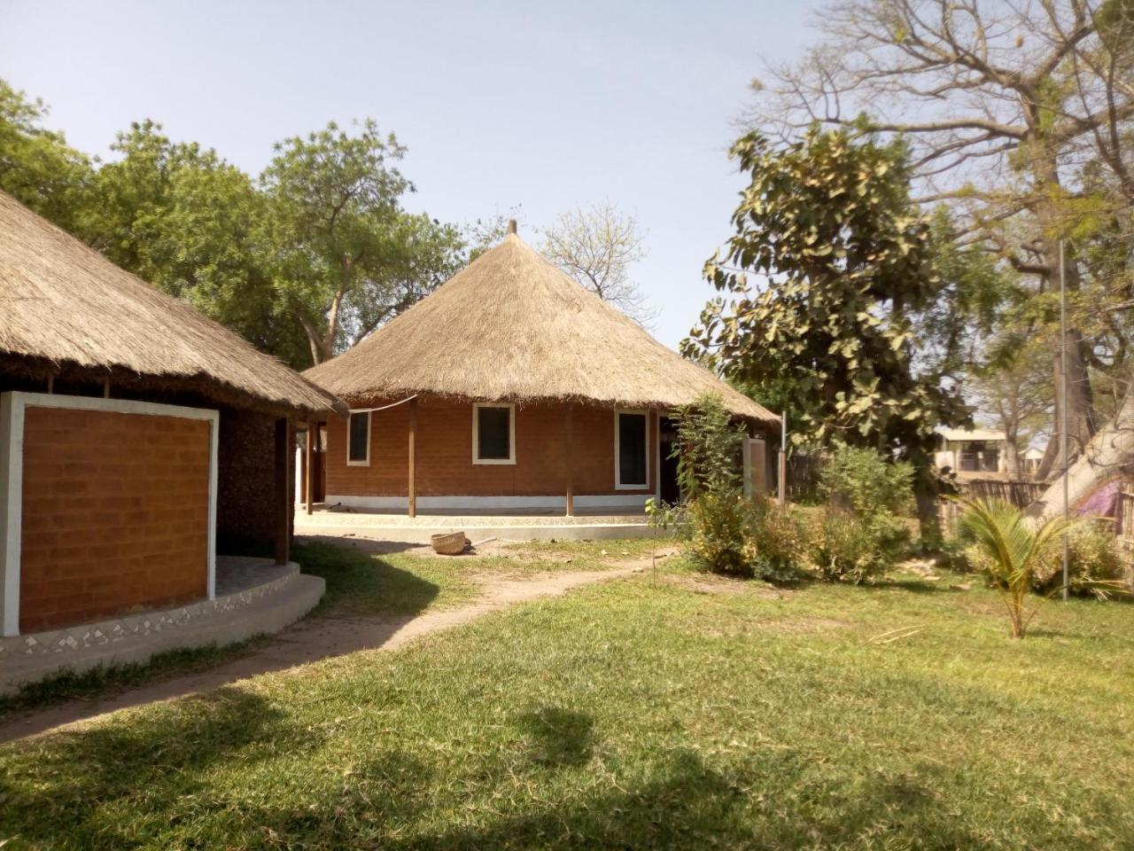 Bintang Bolong Lodge Ngoại thất bức ảnh