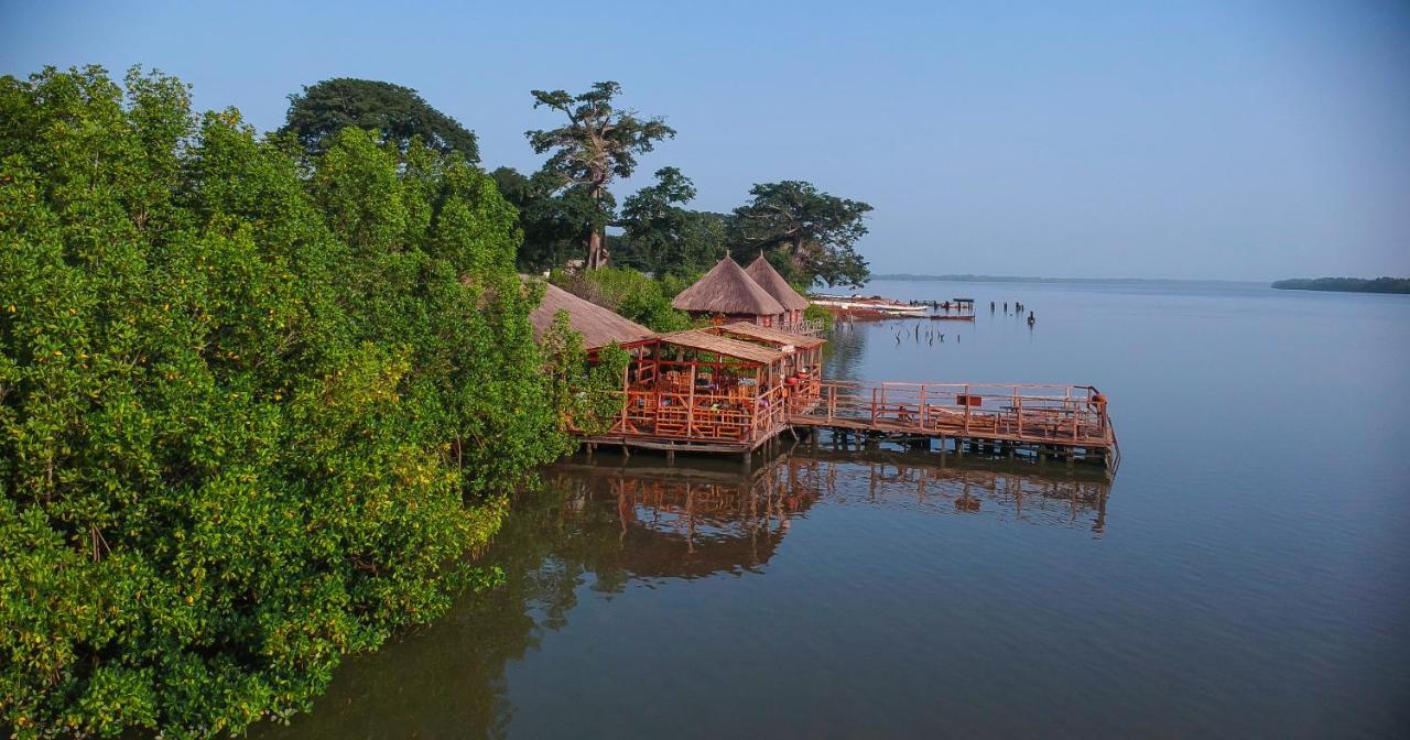 Bintang Bolong Lodge Ngoại thất bức ảnh